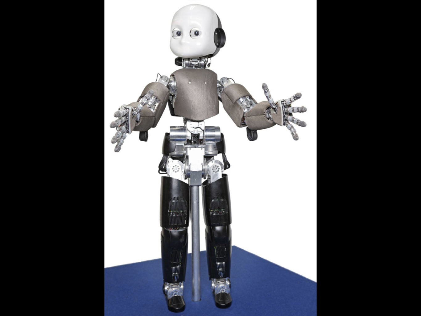 iCub 3 人形机器人
